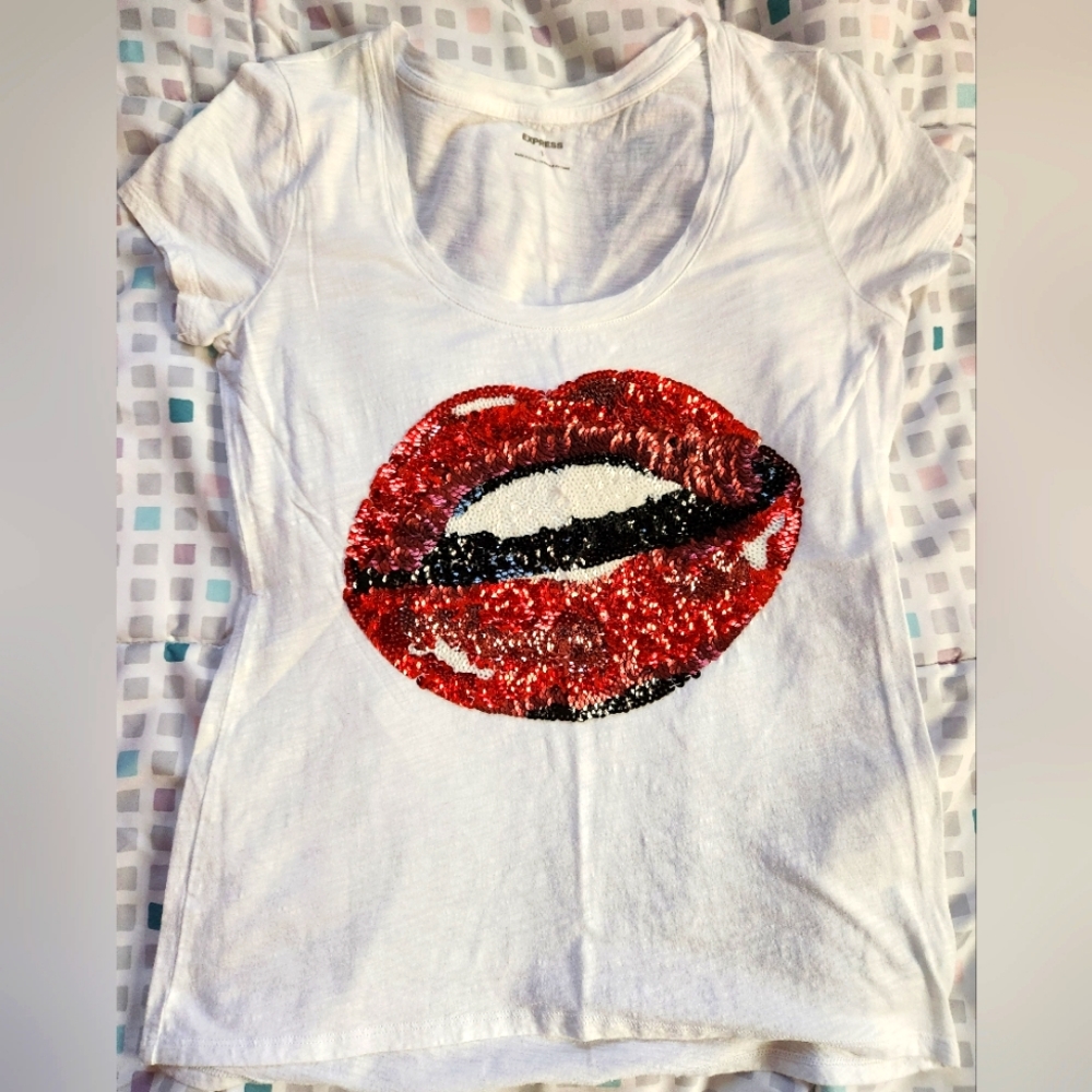 Express tshirt